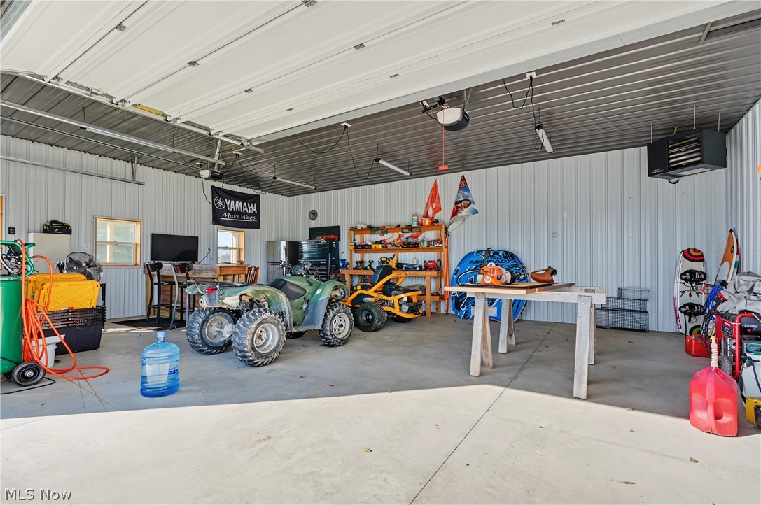 3167 State Route 225 Diamond OH 44412
