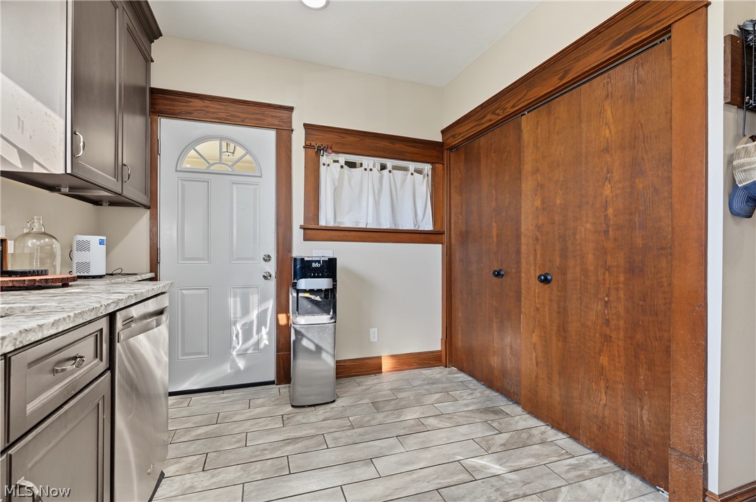 3167 State Route 225 Diamond OH 44412