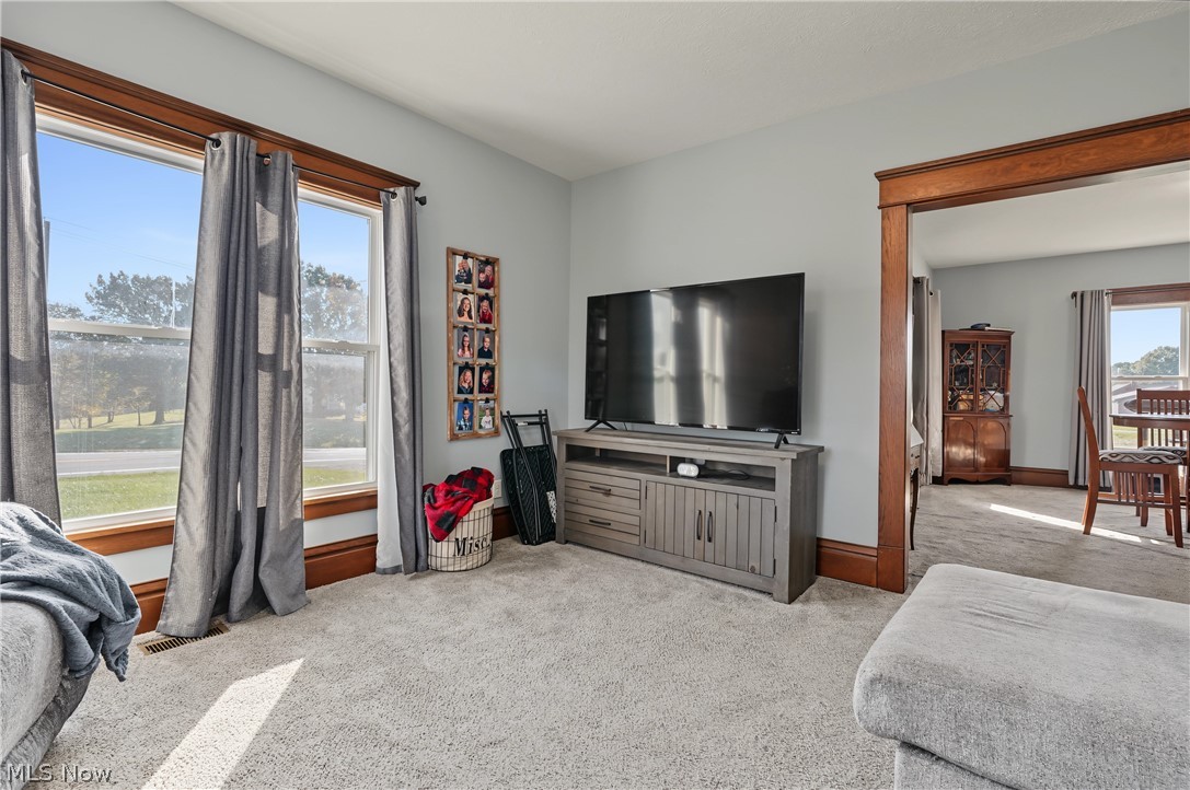 3167 State Route 225 Diamond OH 44412