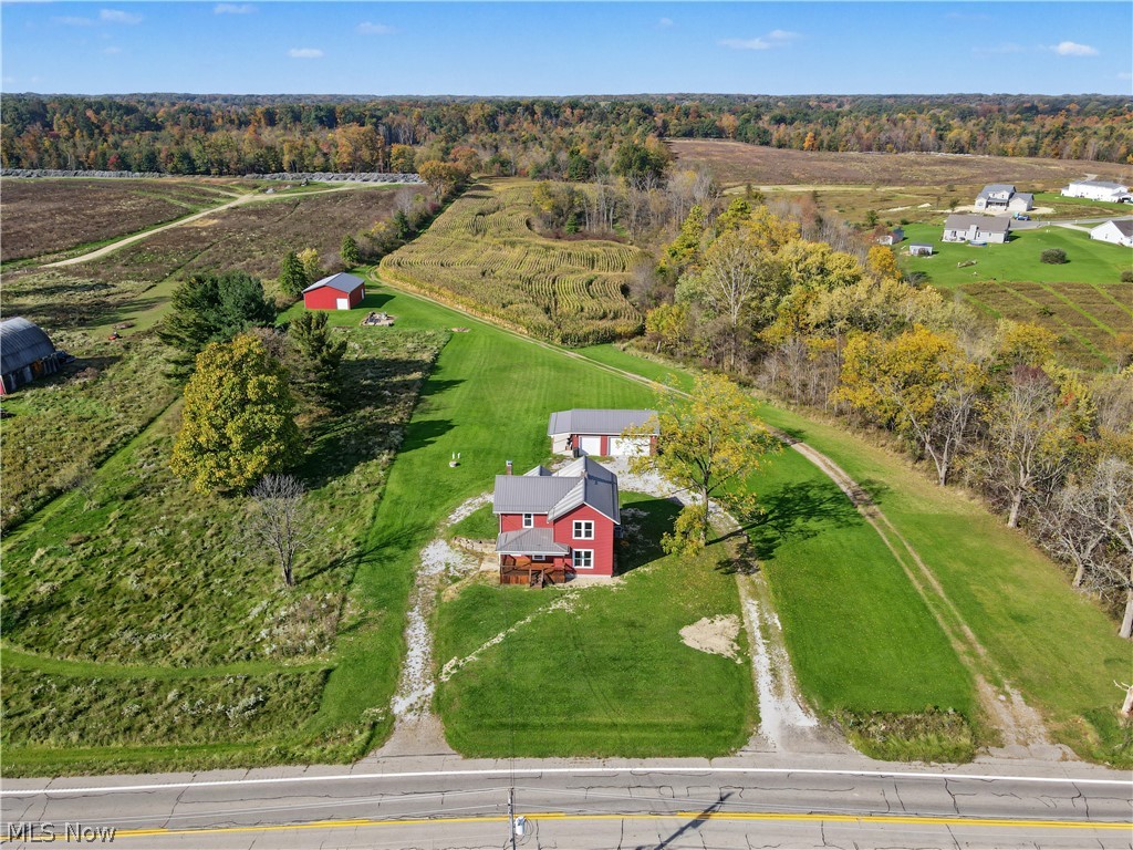 3167 State Route 225 Diamond OH 44412