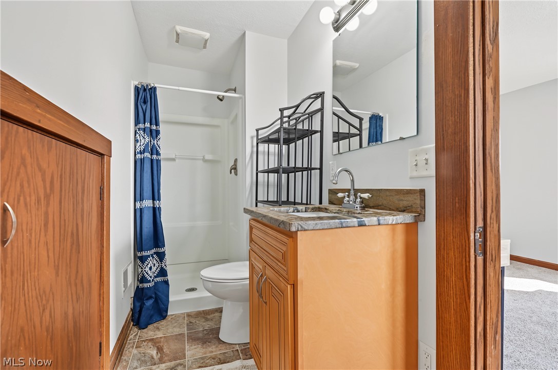 3167 State Route 225 Diamond OH 44412