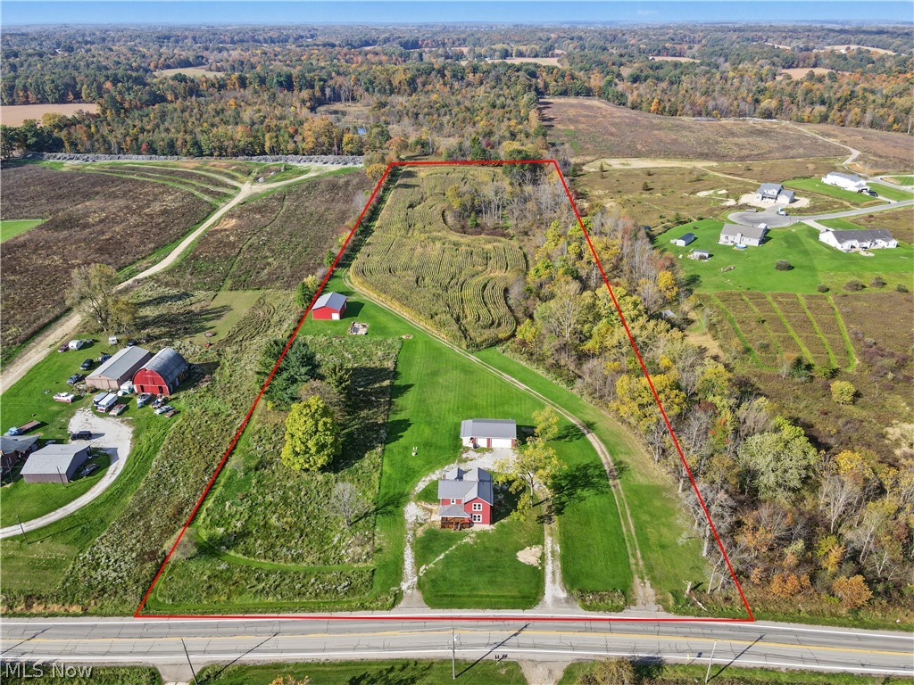 3167 State Route 225 Diamond OH 44412