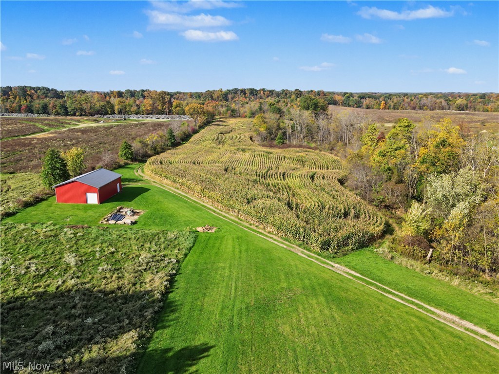 3167 State Route 225 Diamond OH 44412