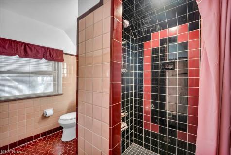 3981 Colony Road South Euclid OH 44118