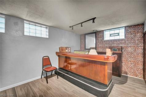 3981 Colony Road South Euclid OH 44118