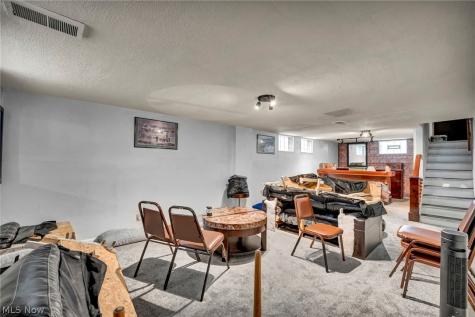 3981 Colony Road South Euclid OH 44118