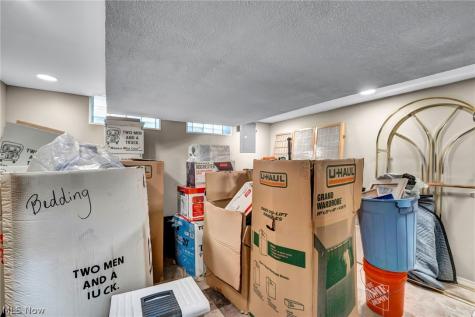3981 Colony Road South Euclid OH 44118