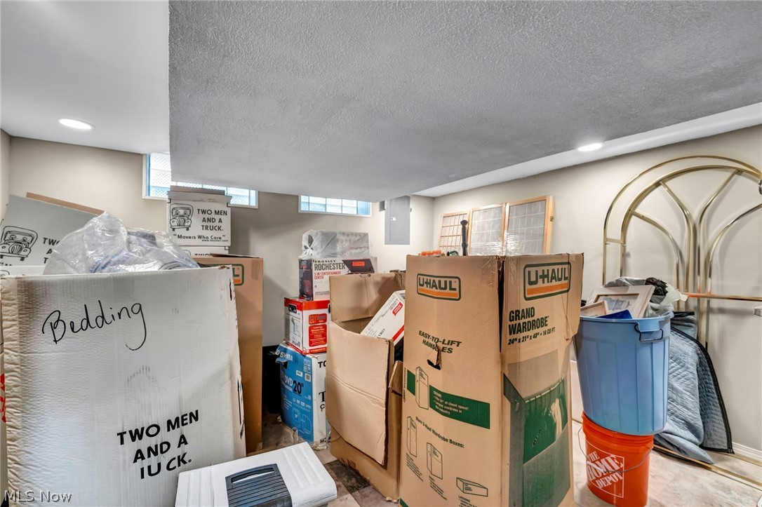 3981 Colony Road South Euclid OH 44118