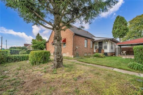 3981 Colony Road South Euclid OH 44118