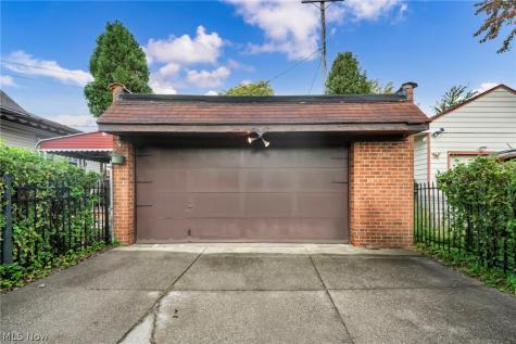 3981 Colony Road South Euclid OH 44118