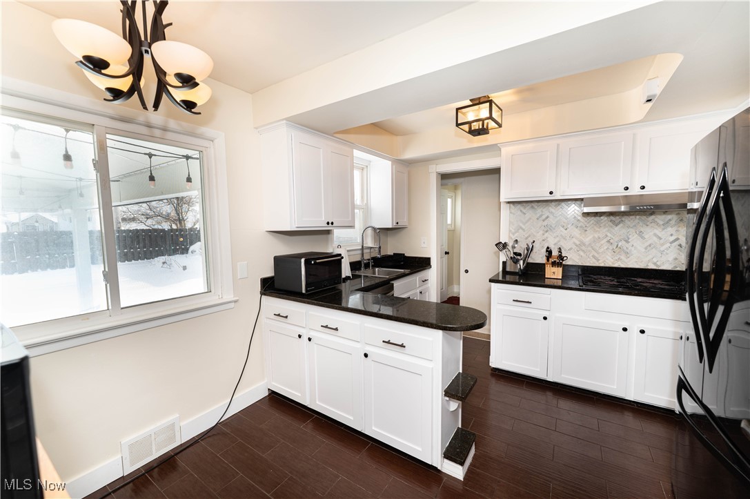 1709 Roselawn Road Mayfield Heights OH 44124