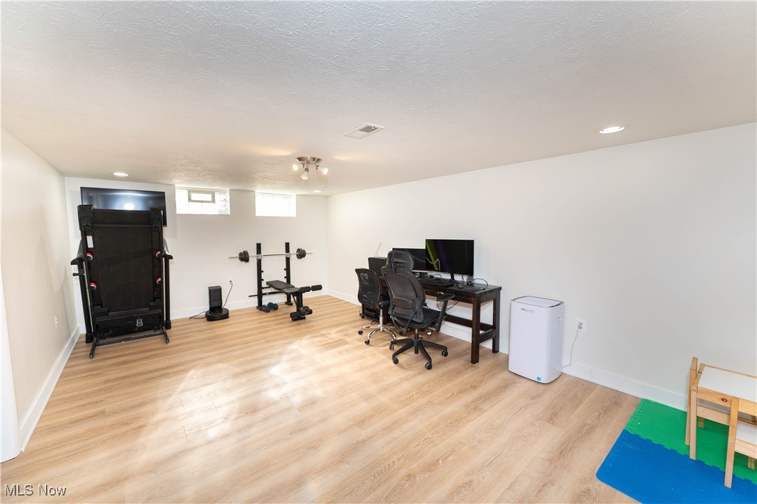 1709 Roselawn Road Mayfield Heights OH 44124