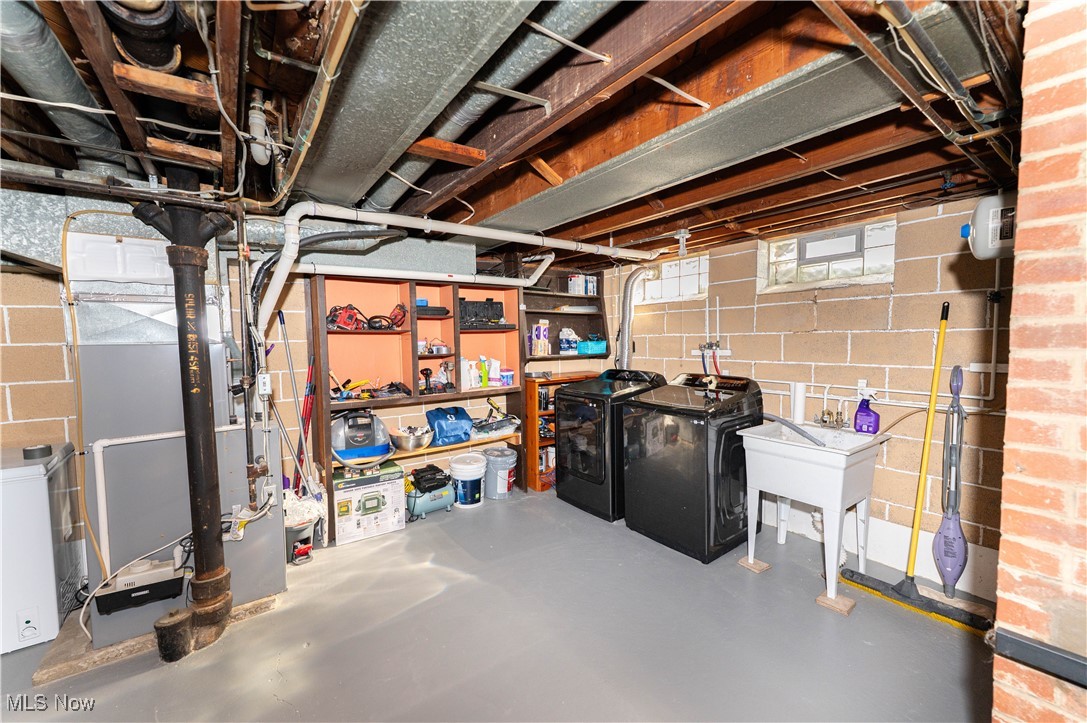 1709 Roselawn Road Mayfield Heights OH 44124