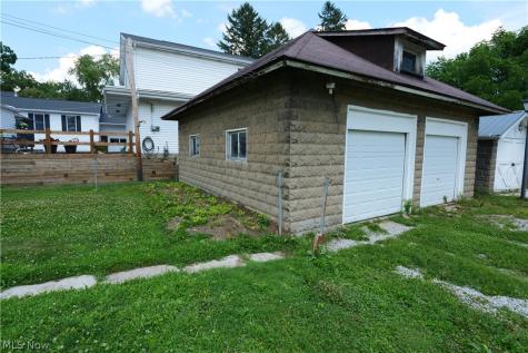 202 Medina Street Lodi OH 44254