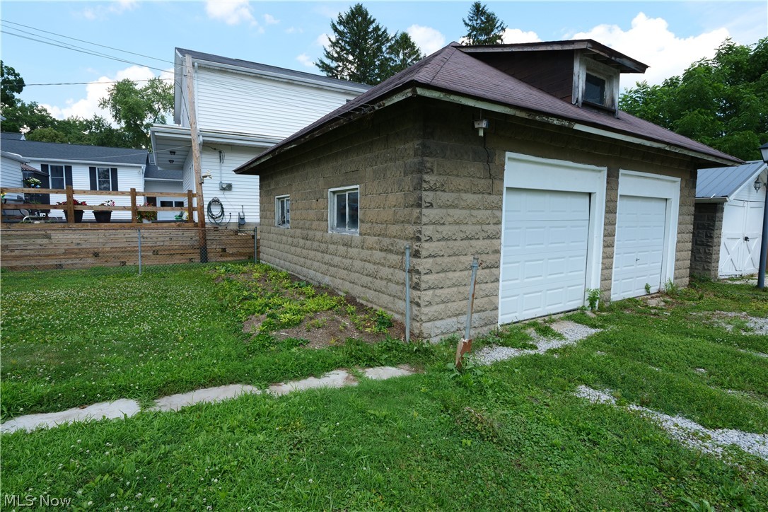 202 Medina Street Lodi OH 44254