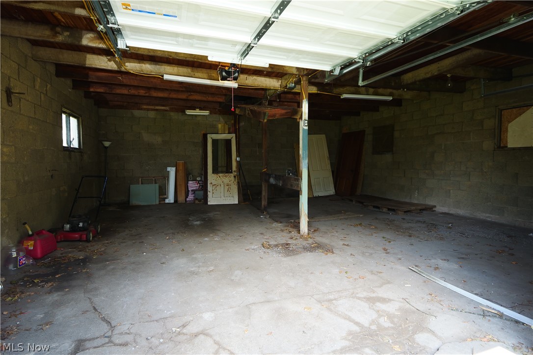 202 Medina Street Lodi OH 44254
