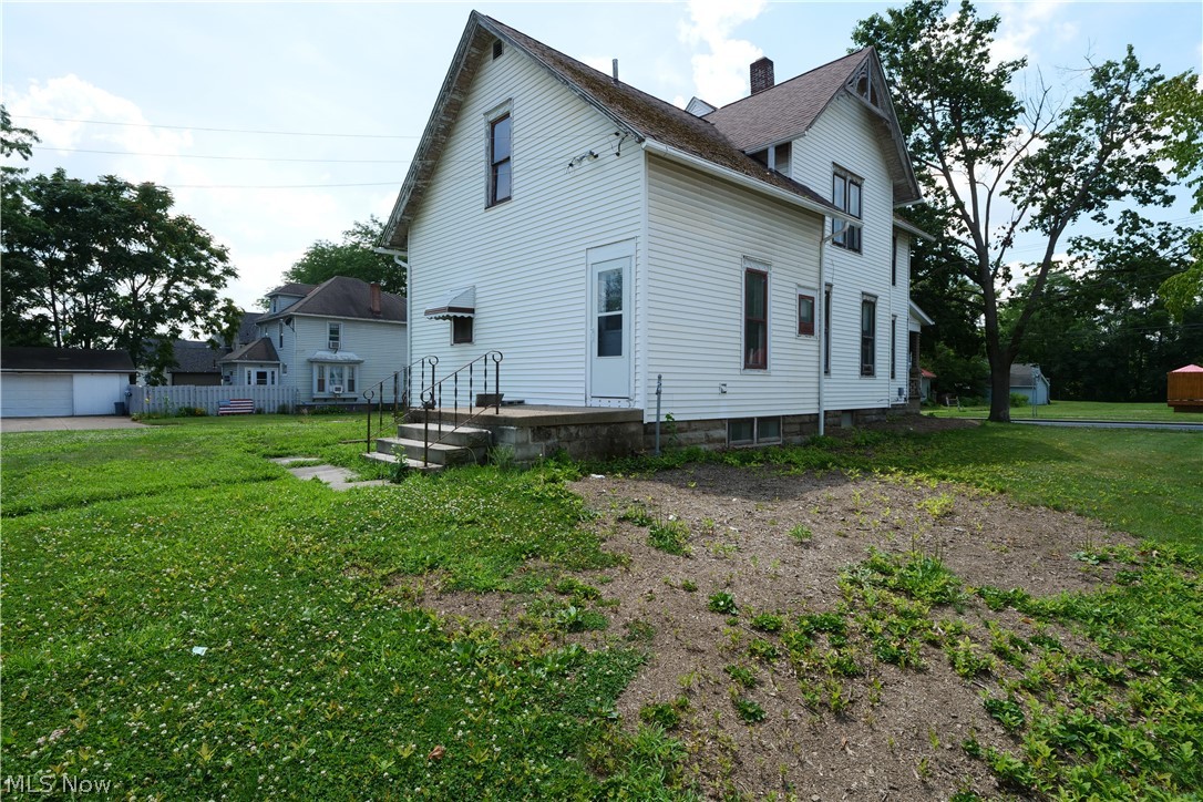 202 Medina Street Lodi OH 44254