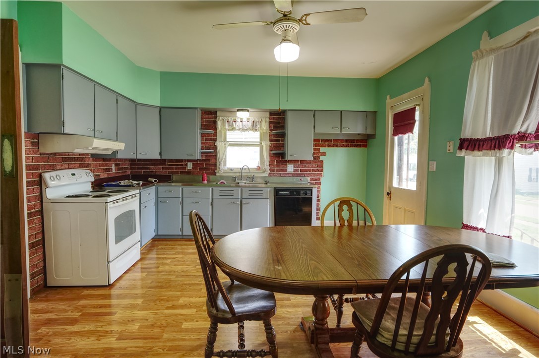 202 Medina Street Lodi OH 44254
