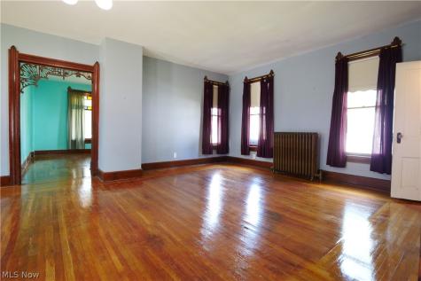 202 Medina Street Lodi OH 44254