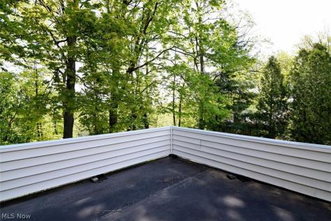 2965 Macbeth Drive Rocky River OH 44116