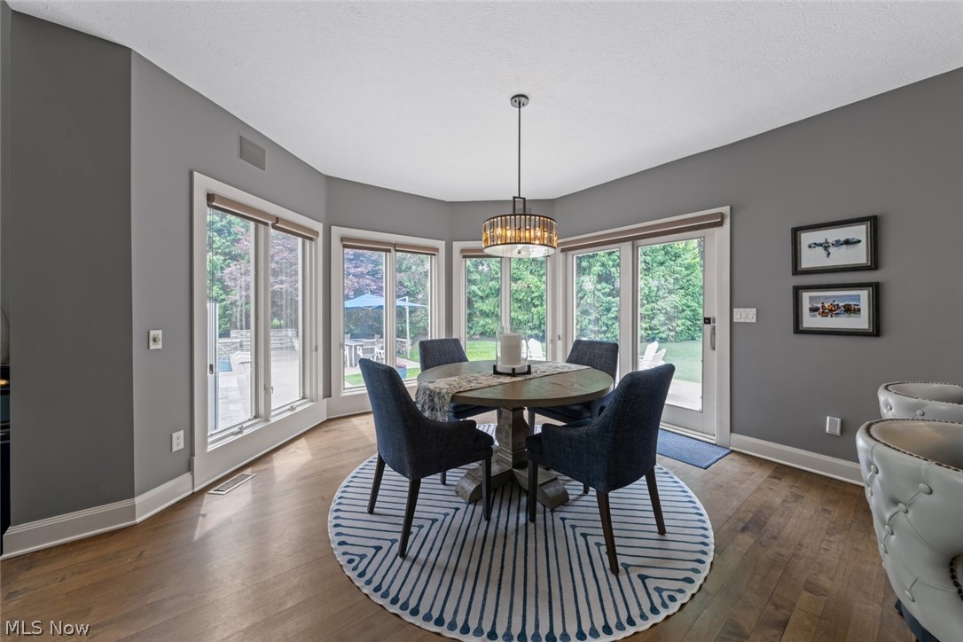 4725 Maidstone Drive Brecksville OH 44141