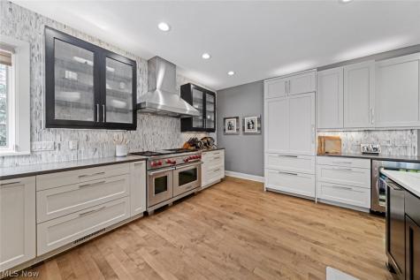4725 Maidstone Drive Brecksville OH 44141