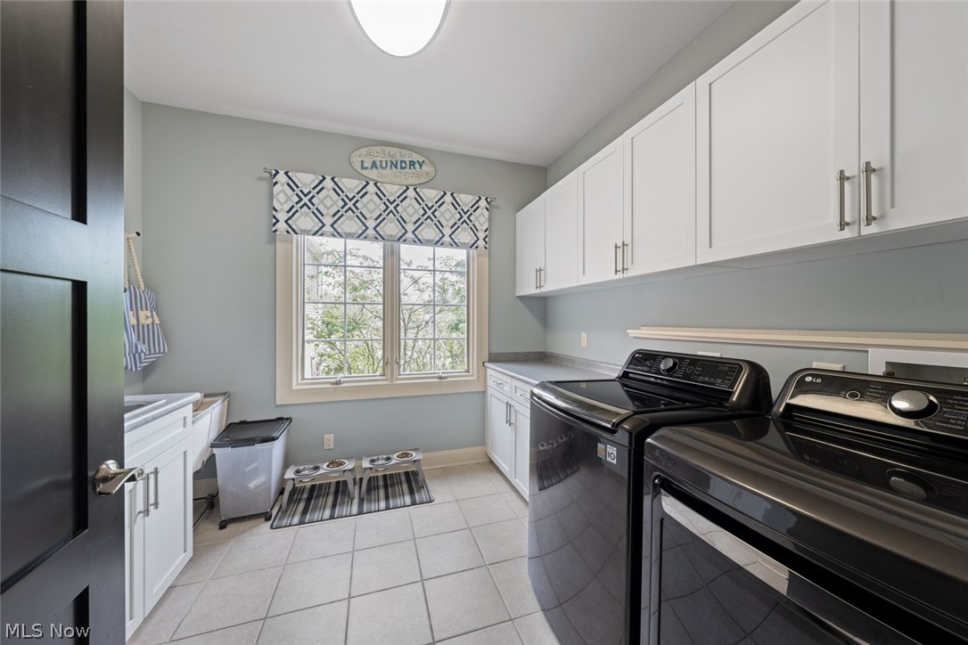 4725 Maidstone Drive Brecksville OH 44141