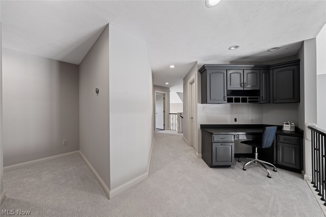 4725 Maidstone Drive Brecksville OH 44141