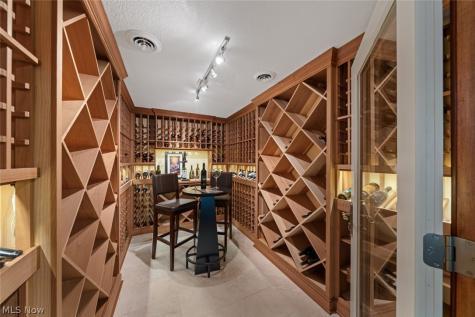 4725 Maidstone Drive Brecksville OH 44141