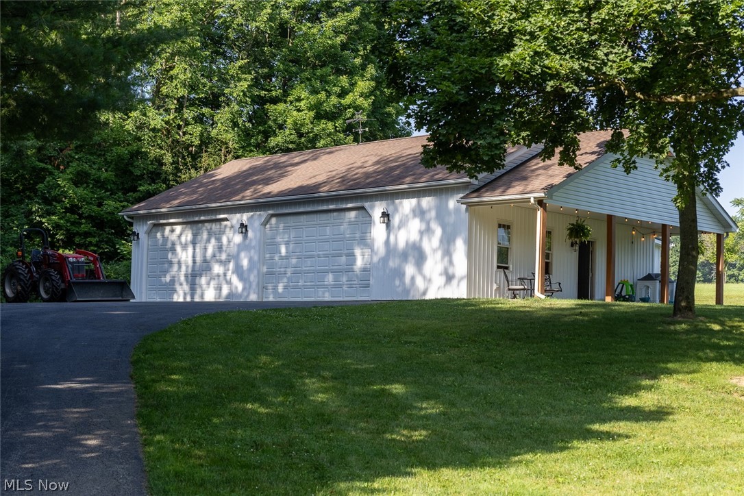 44759 Crestview Road Columbiana OH 44408