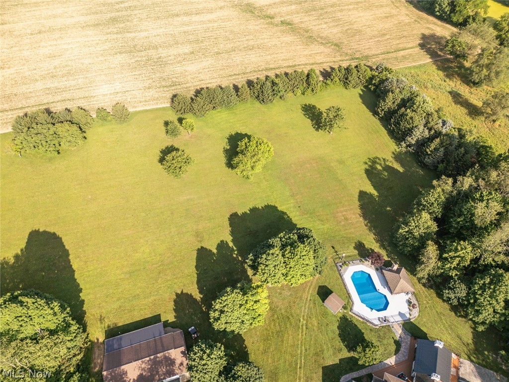 44759 Crestview Road Columbiana OH 44408