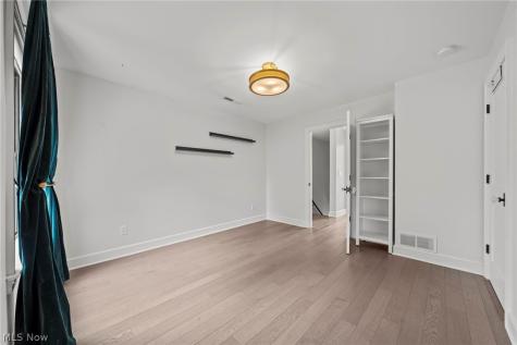 2144 W 6th Street Cleveland OH 44113