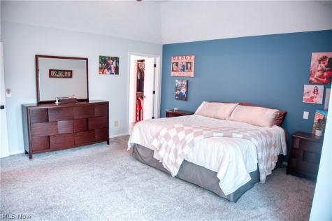 10621 Sherwood Trail North Royalton OH 44133