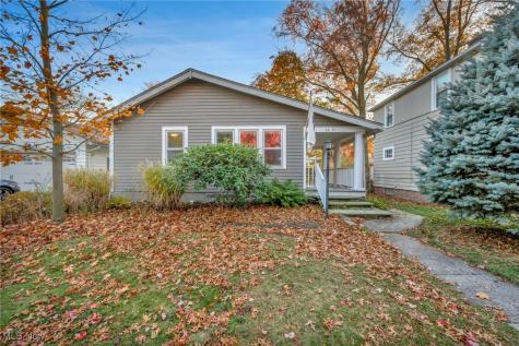 24401 Bruce Road Bay Village OH 44140