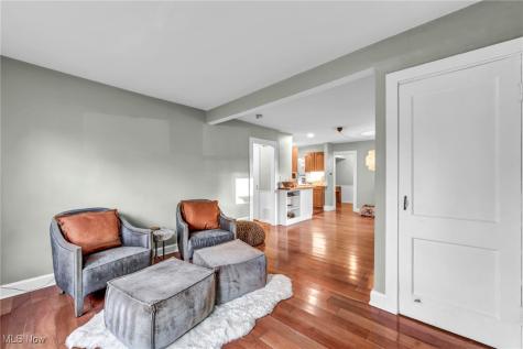 24401 Bruce Road Bay Village OH 44140