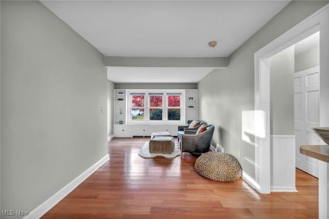 24401 Bruce Road Bay Village OH 44140