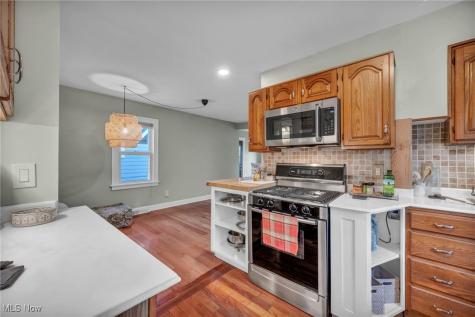 24401 Bruce Road Bay Village OH 44140