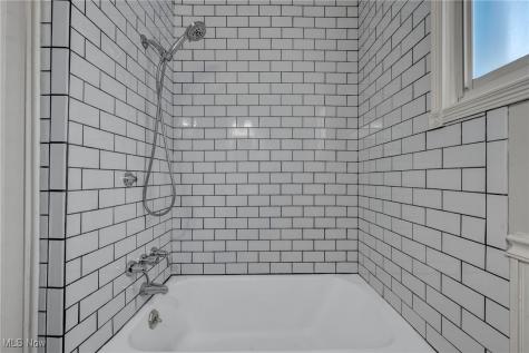 24401 Bruce Road Bay Village OH 44140