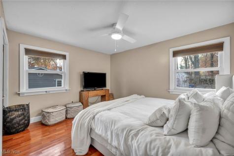 24401 Bruce Road Bay Village OH 44140