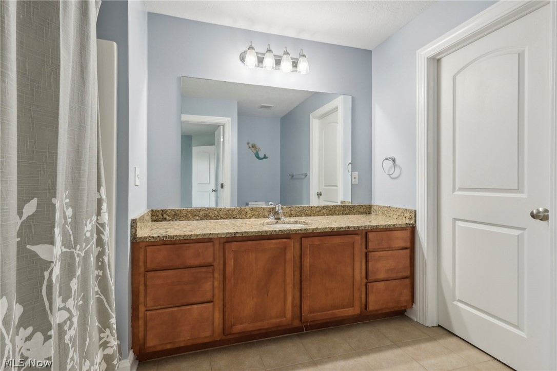 16780 Snyder Road Chagrin Falls OH 44023