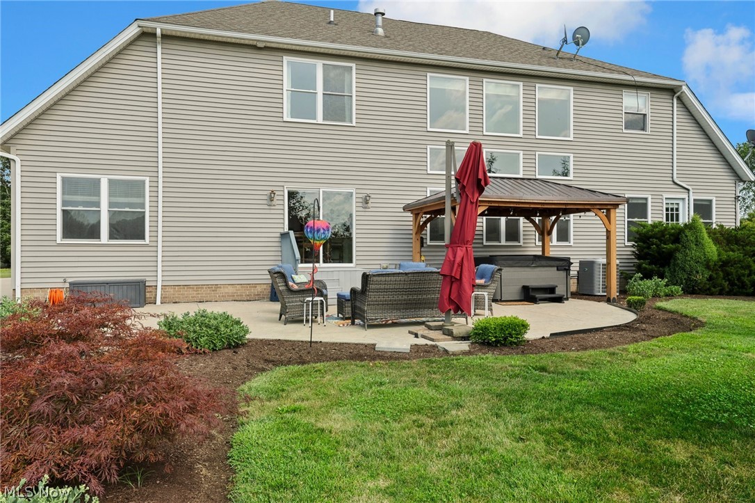 16780 Snyder Road Chagrin Falls OH 44023