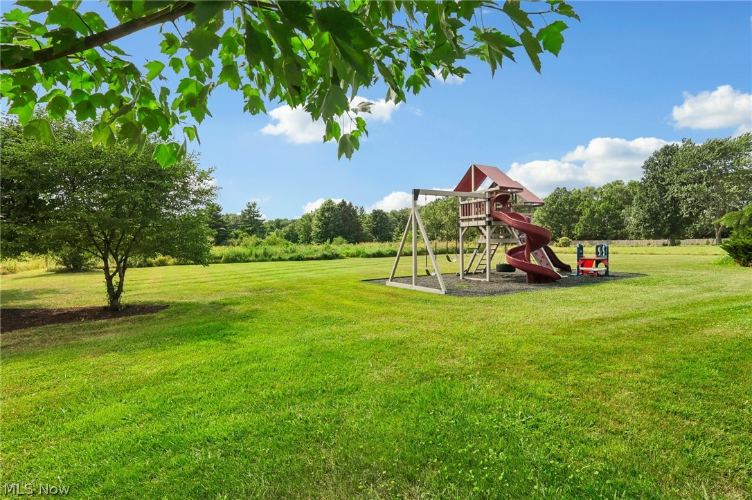 16780 Snyder Road Chagrin Falls OH 44023