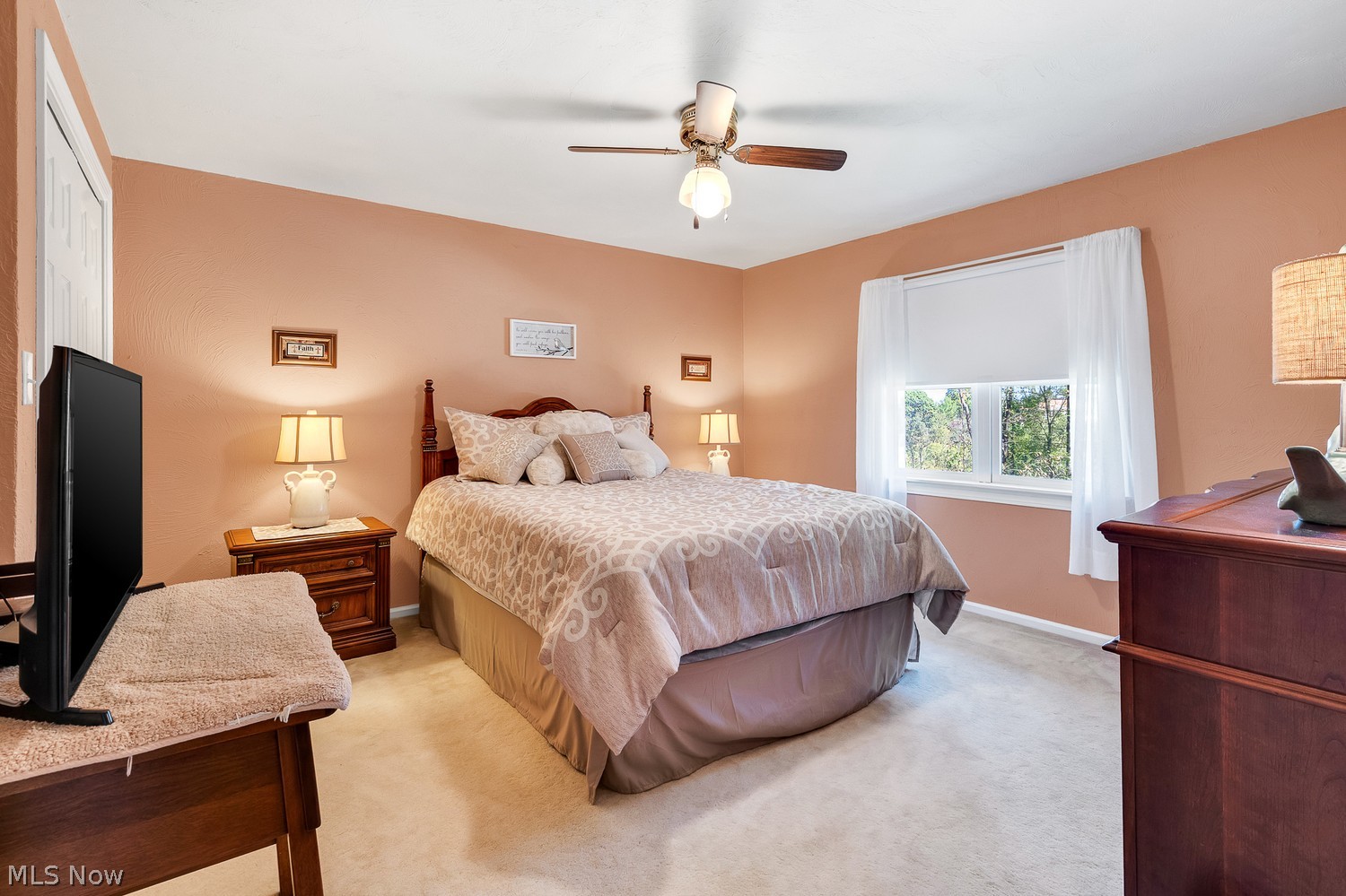 15972 Oak Ridge Drive East Liverpool OH 43920