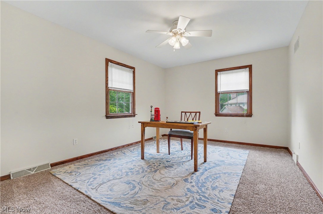 115 Queens Lane Canfield OH 44406