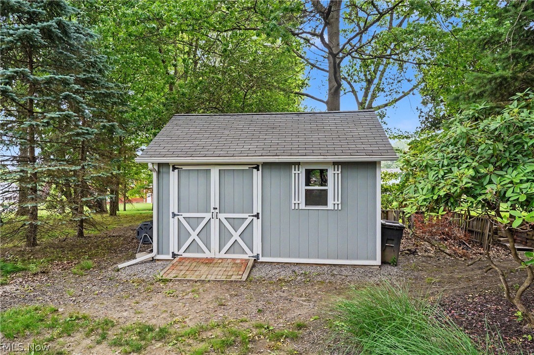115 Queens Lane Canfield OH 44406