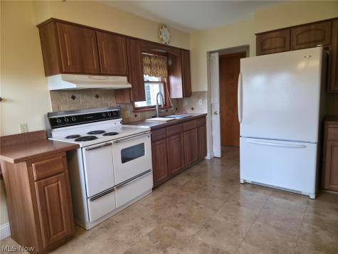1478 Lockwood Road Barberton OH 44203