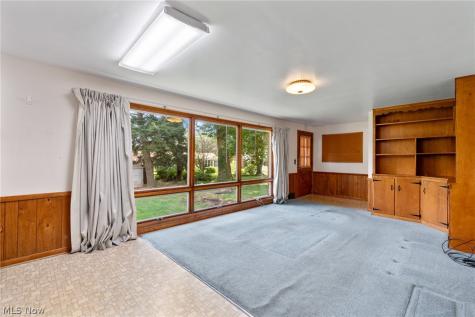 204 Sutton Avenue NE North Canton OH 44720