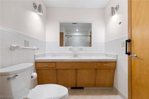 204 Sutton Avenue NE North Canton OH 44720