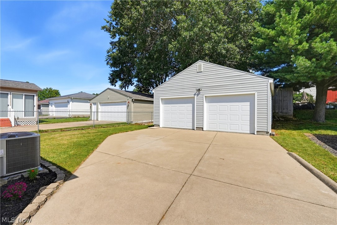 517 Fulmer Avenue Akron OH 44312