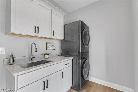 30892 Schwartz Road Westlake OH 44145